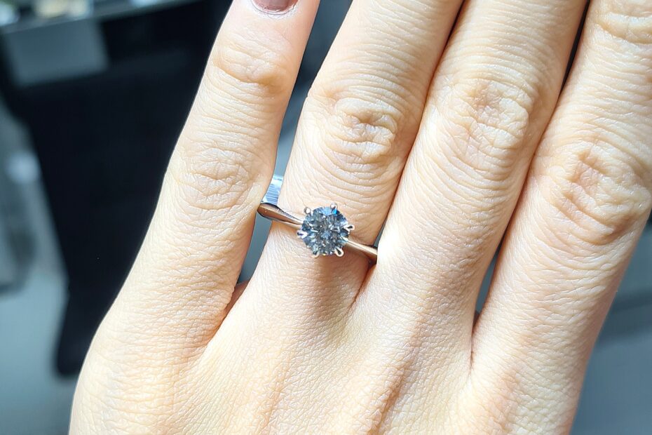 2.El Pırlanta 1,00 Karat HRD Sertifikalı Tektaş Yüzük YZ10550