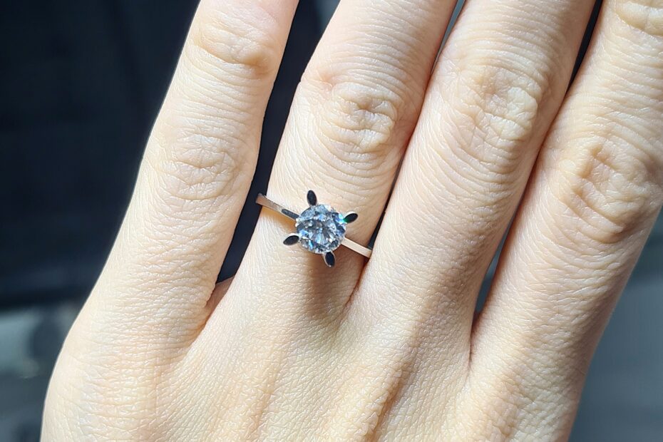 2.El Pırlanta 1,06 Karat HRD Sertifikalı Tektaş Yüzük X006953