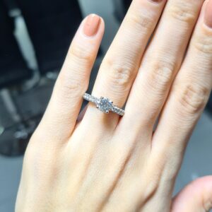 2.El Pırlanta 1,28 Karat IGI Sertifikalı Tektaş Yüzük X006923