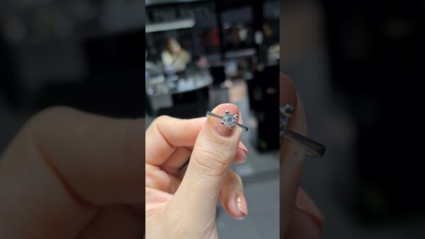 2.El Pırlanta 0,40 Karat Tektaş Yüzük ürün videosu