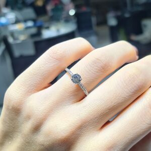 2.El Pırlanta 0,68 Ct GIA Sertifikalı Tektaş Yüzük YZ10547