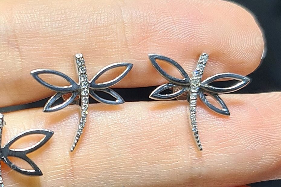 2.El Pırlanta 0,08 Karat Yusufçuk Küpe X006159