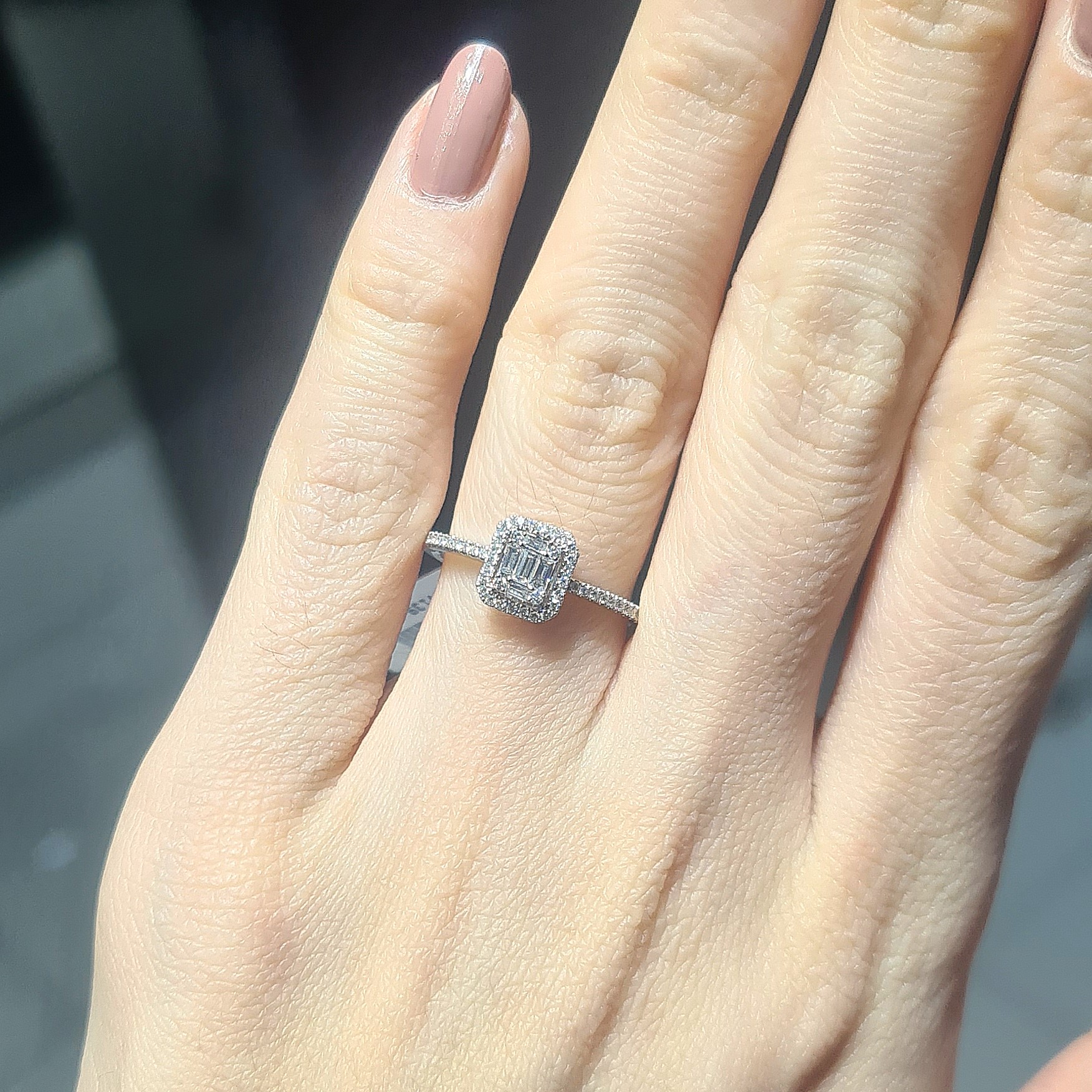 2.El Pırlanta 0,27 Karat Altınbaş Sertifikalı Baget Yüzük X007139