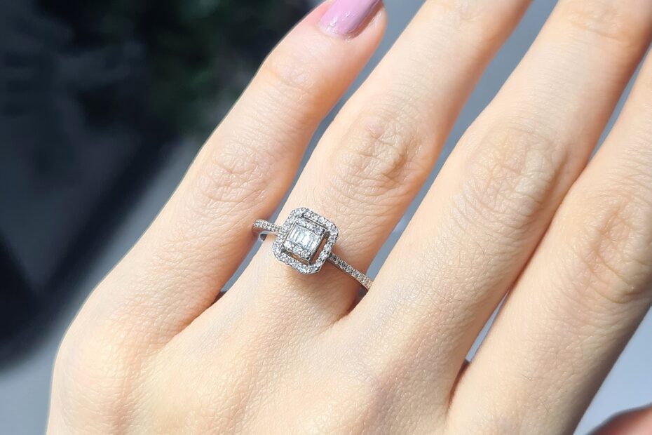 2.El Pırlanta 0,30 Karat Baget Yüzük X005727