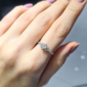 2.El Pırlanta 0,42 Karat HRD Sertifikalı Prenses Yüzük X007036