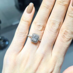 2.El Pırlanta 0,50 Karat Baget Yüzük X007098