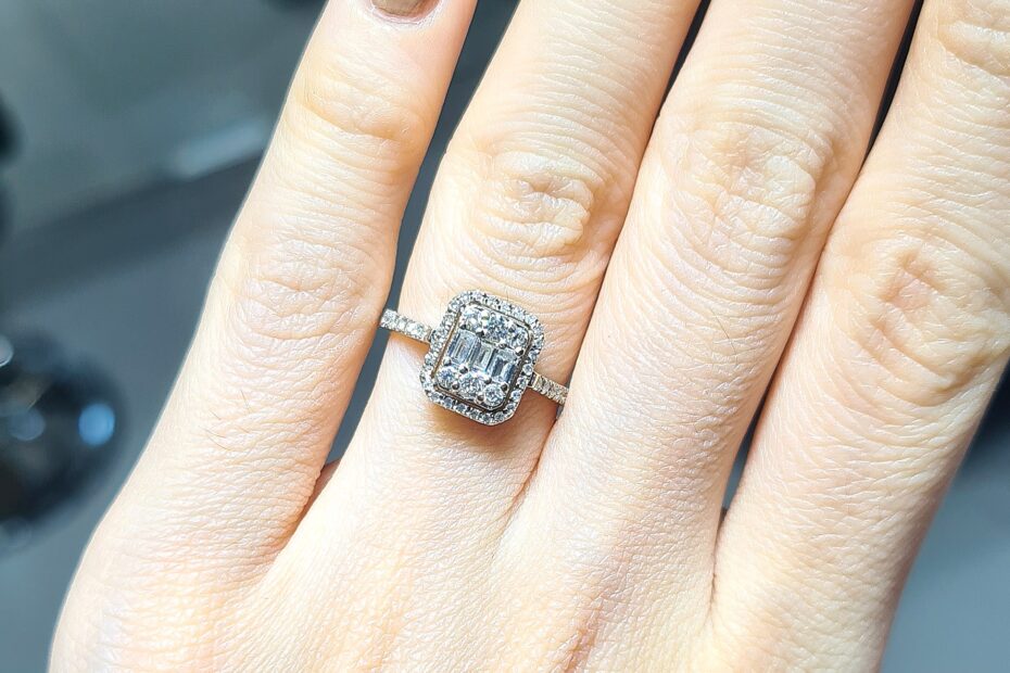 2.El Pırlanta 0,50 Karat Baget Yüzük X007098