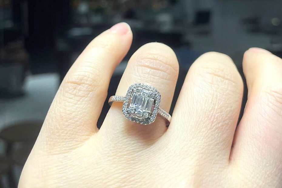 2.El Pırlanta 0,65 Karat Baget Yüzük X007181