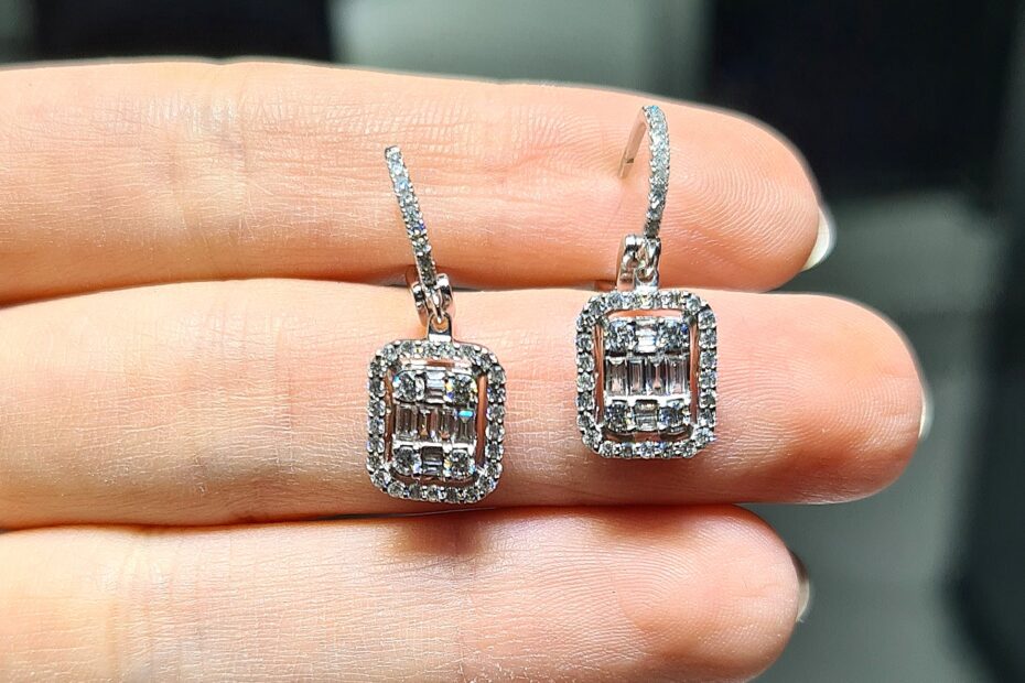 2.El Pırlanta 0,83 Karat Altınbaş Baget Küpe X007137