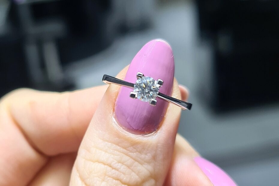 2.El Pırlanta 0,30 Karat Tektaş Yüzük X007345