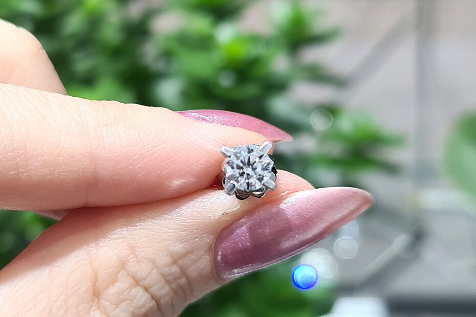 2.El Pırlanta 0,35 Karat Tektaş Tek Küpe X007318