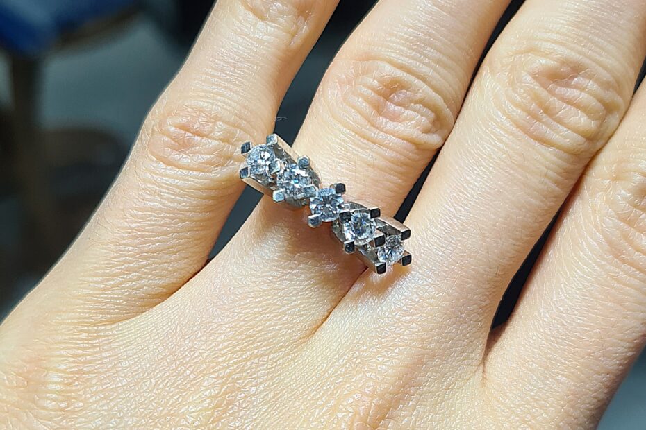 2.El Pırlanta 0,90 Karat Beştaş Yüzük X007337