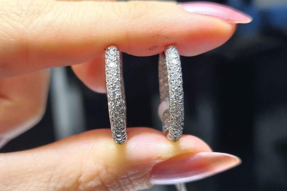 2.El Pırlanta 1,20 Karat İçli Dışlı Halka Küpe X007382