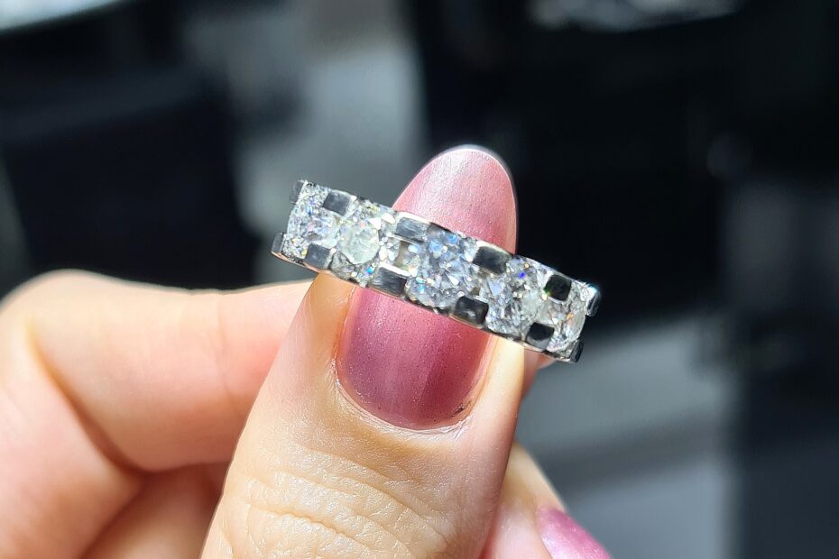 2.El Pırlanta 2,02 Karat IGSL Sertifikalı Beştaş Yüzük X007393