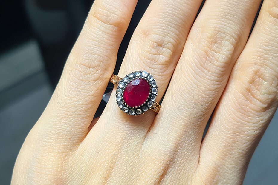 2.El Pırlanta 3,02 Karat Elmas ve Yakut Yüzük KK00154