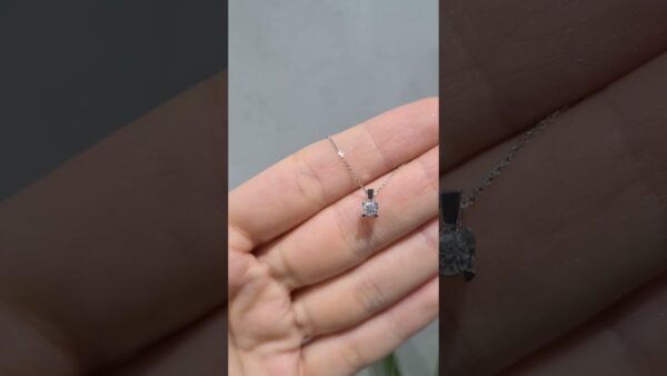 2.El Pırlanta 0,10 Karat Tektaş Kolye ürün videosu
