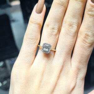 2.El Pırlanta 0,25 Karat Baget Yüzük X007429