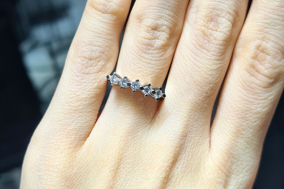 2.El Pırlanta 0,30 Karat Beştaş Yüzük X007486