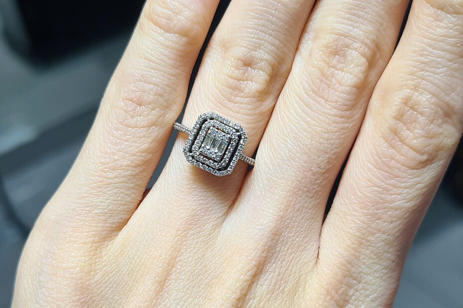 2.El Pırlanta 0,37 Karat Baget Yüzük X007514