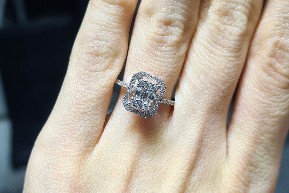 2.El Pırlanta 0,53 Karat Baget Yüzük X007517