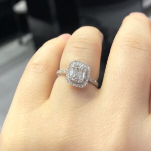 2.El Pırlanta 0,50 Karat Baget Yüzük X007638