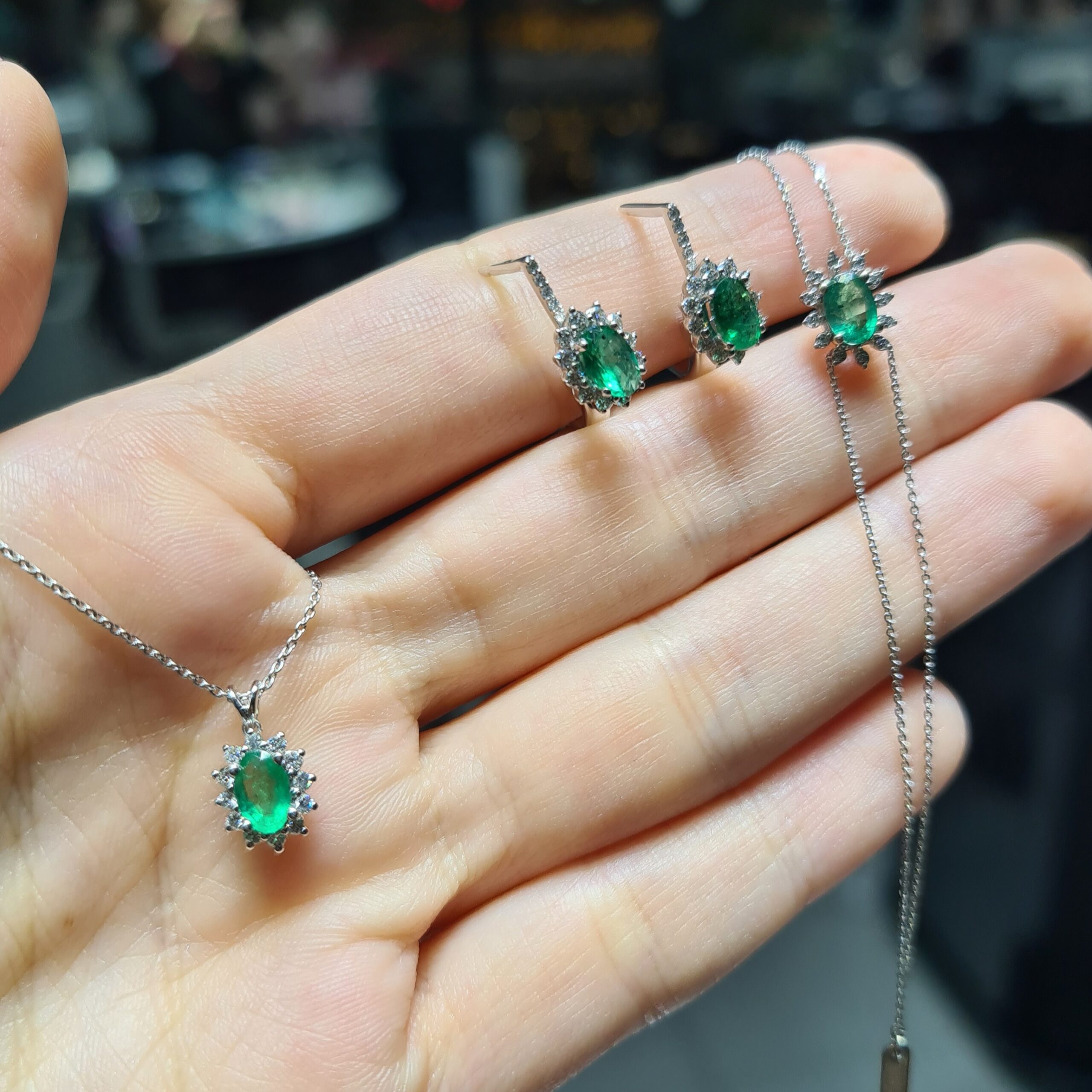 2.El Pırlanta 2,13 Karat Pırlanta & Zümrüt Kolye-Küpe-Yüzük Set X007649-X007650-X007651-2