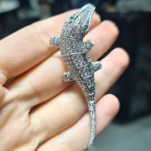 2.El Pırlanta 2,59 Karat Pırlanta & Zümrüt Timsah Küpe X007644