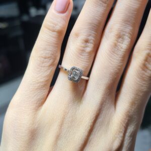 2.El Pırlanta 0,16 Karat Baget Yüzük X007692