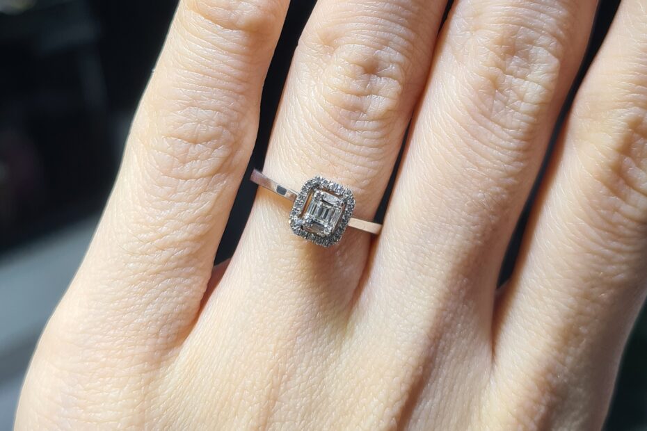 2.El Pırlanta 0,16 Karat Baget Yüzük X007692