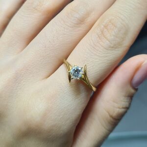 2.El Pırlanta 0,30 Ct Tektaş Yüzük X008129