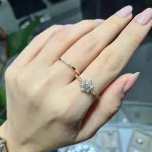 2.El Pırlanta 0,56 Ct HRD Sertifikalı Tektaş İkili Yüzük