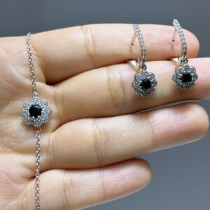 2.El Pırlanta 0,58 Karat Bileklik & Küpe Set X008487-X008489