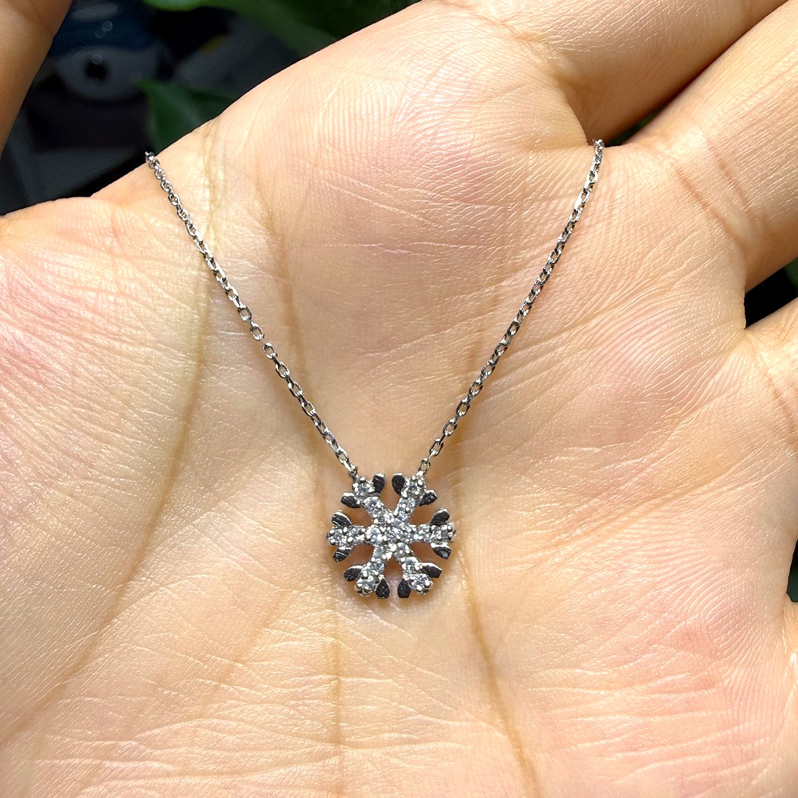 Pırlanta 0,23 Karat Kar Tanesi Kolye