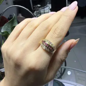 2.El Pırlanta 0,20 Karat ve Yakut 0,20 Karat Yüzük