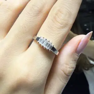 2.El Pırlanta 0,33 Karat Baget Yüzük X008624